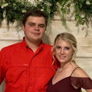 Meet your Posher, Kara